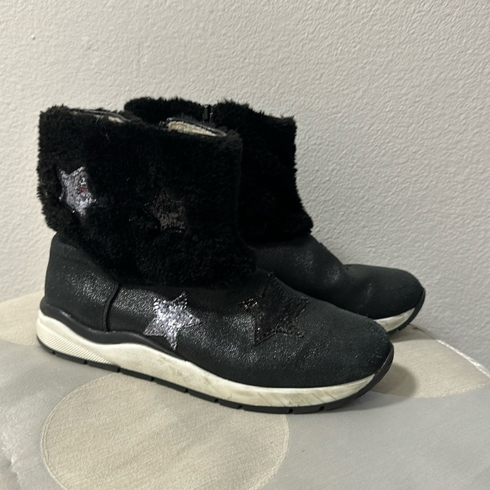 Girls booties in size 35 Naturino
